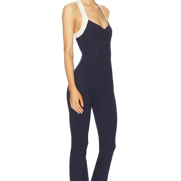 437 SCULPT ONSIE + WRAP TOP COMBO